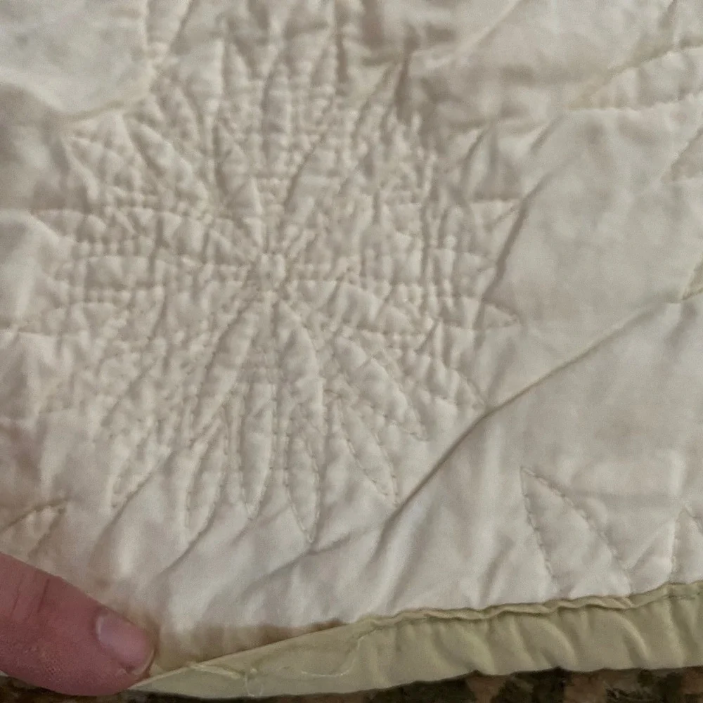 Vintage Yellow Starburst Quilted Bedspread Floral Medallion‎ Throw Stained